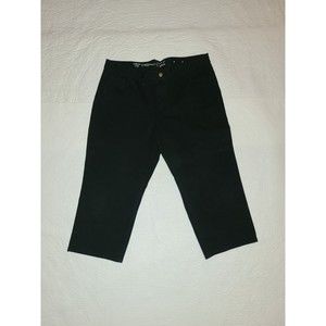 Woman's sz 16 Coldwater Creek black capri pants